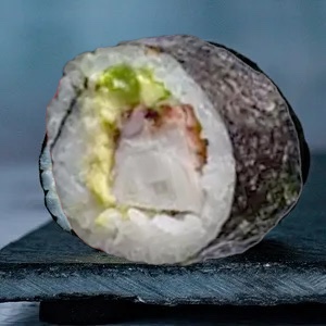 HOSOMAKI TAKO MAKI