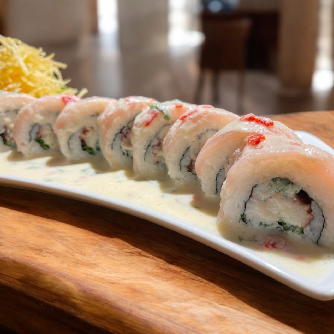 PERUVIAN MAKI NIKEI